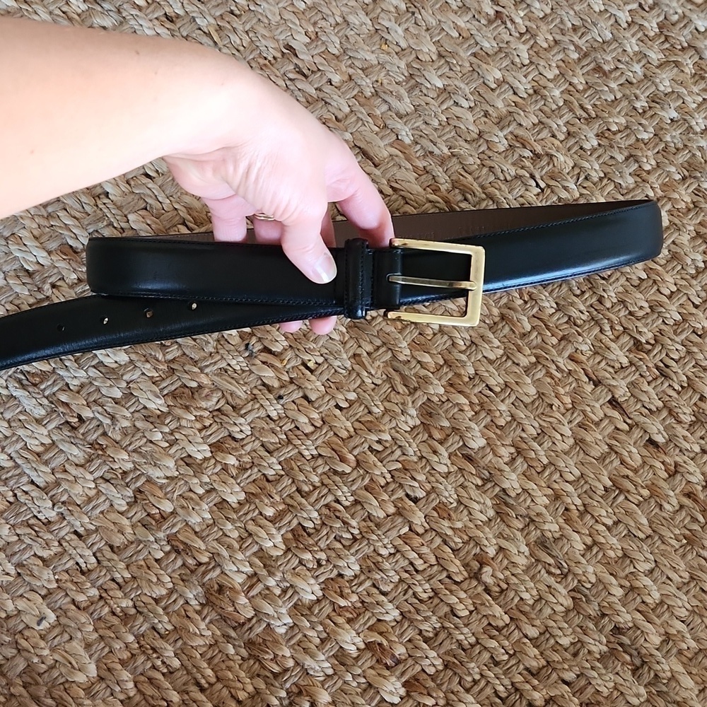 Roundtree & Yorke Black Genuine Cowhide Leather. Sz 38